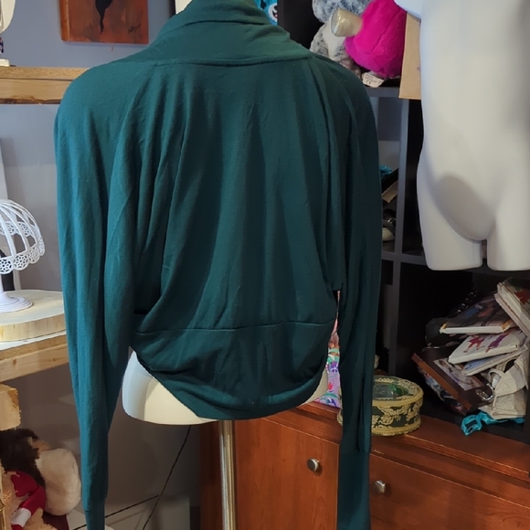 Teal Women's Top - Picture 4 of 8